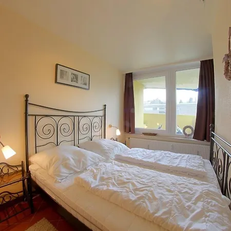 Appartement 219 *